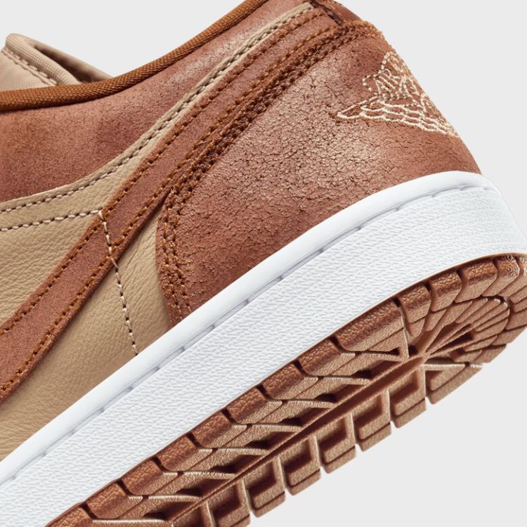 WMNS Air Jordan 1 Low SE