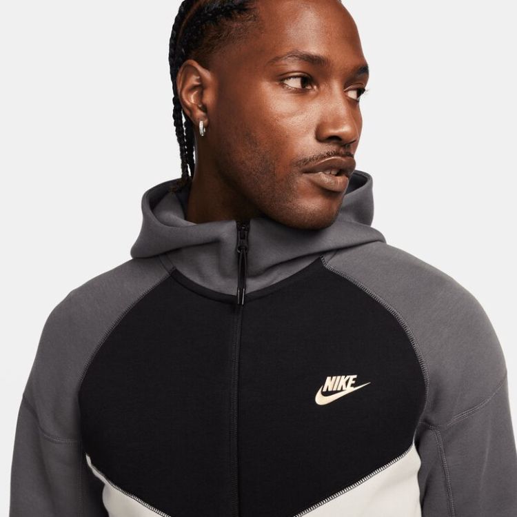 Tech Fleece Windrunner Hoodie