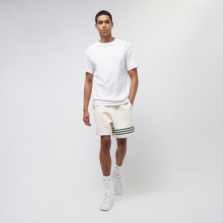 Short adicolor Neuclassics