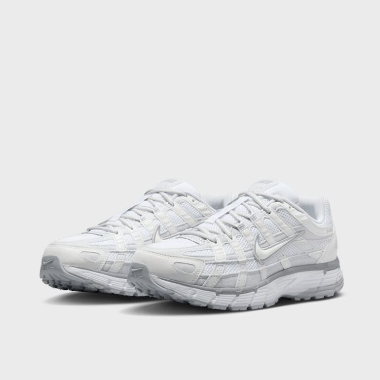 WMNS P-6000