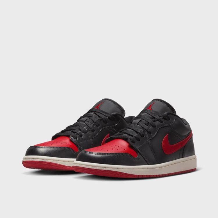 WMNS Air Jordan 1 Low