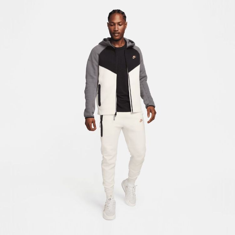 Tech Fleece Windrunner Hoodie