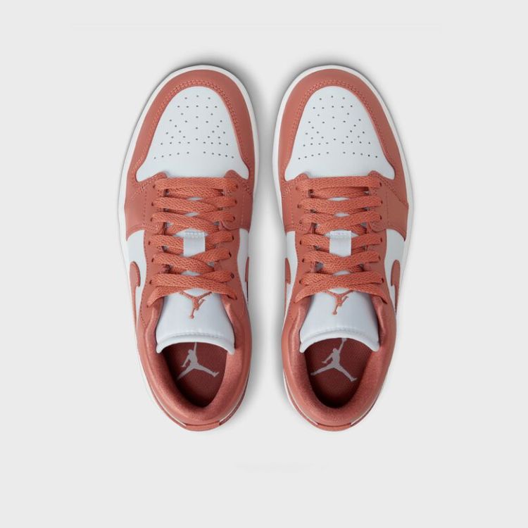 WMNS Air Jordan 1 Low