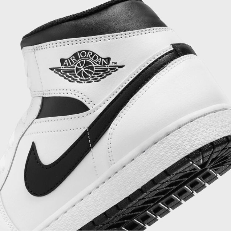 Air Jordan 1 Mid