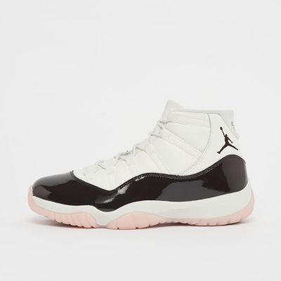 WMNS Air Jordan 11 Retro