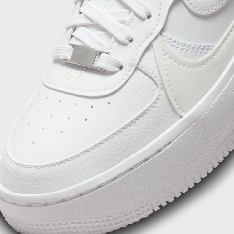 WMNS Air Force 1 Platform
