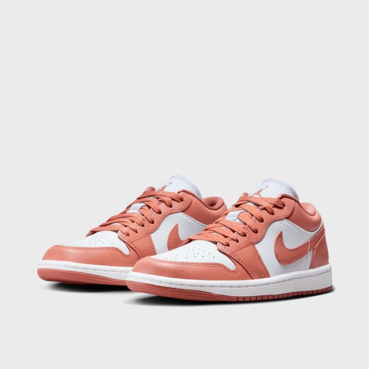 WMNS Air Jordan 1 Low