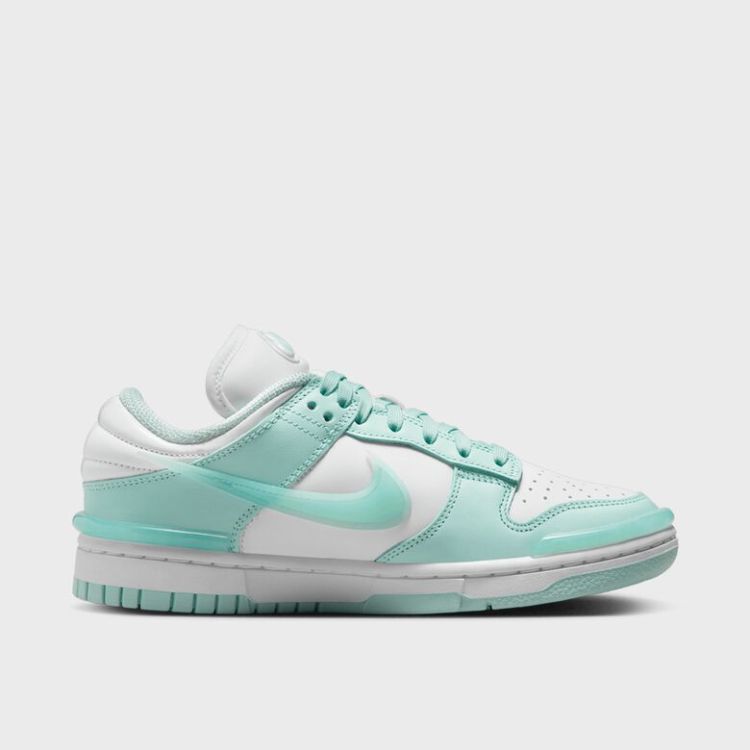 WMNS Dunk Low Twist
