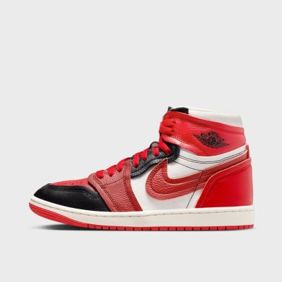 WMNS Air Jordan 1 MM High