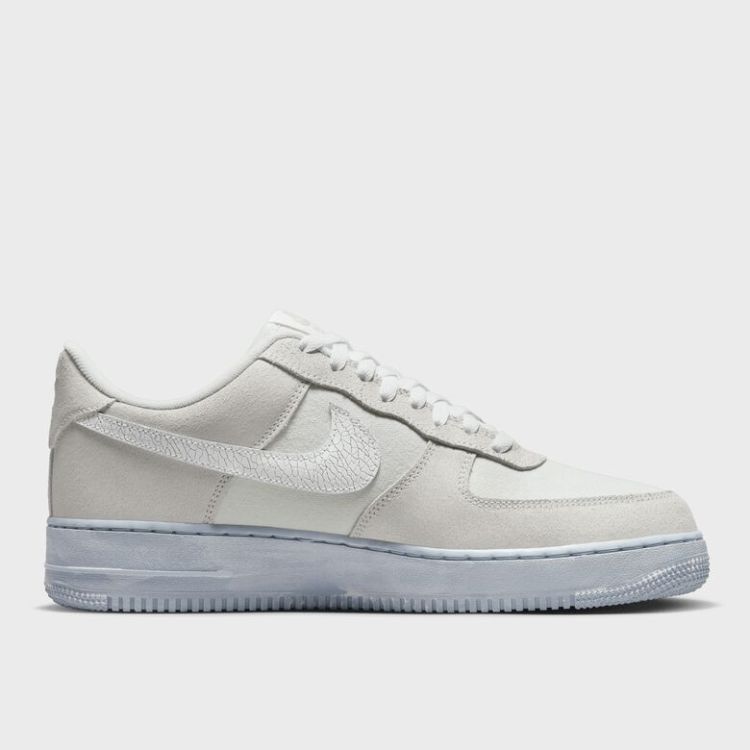 Air Force 1 '07 LV8 EMB