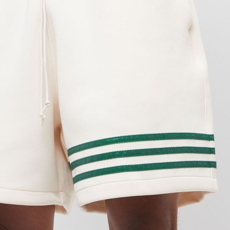 Short adicolor Neuclassics