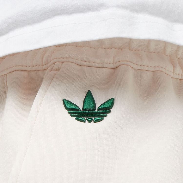 Short adicolor Neuclassics