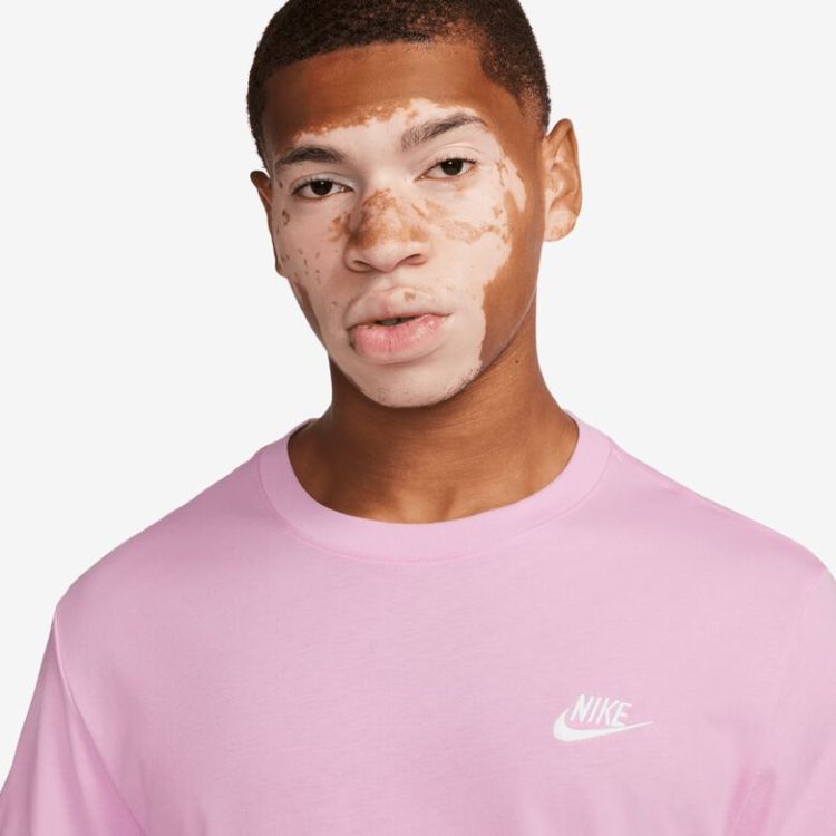 Sportswear Club Tee
