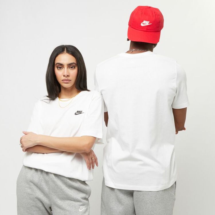 Sportswear Club T-Shirt