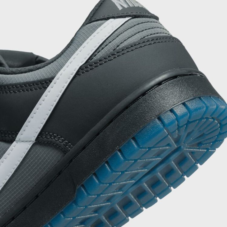 Dunk Low Retro