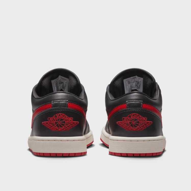 WMNS Air Jordan 1 Low
