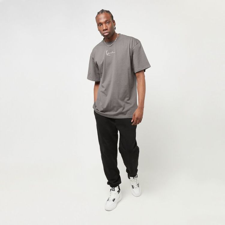 Small Signature Essential Tee