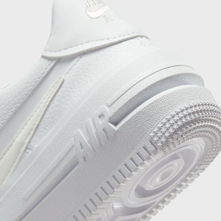 WMNS Air Force 1 Platform