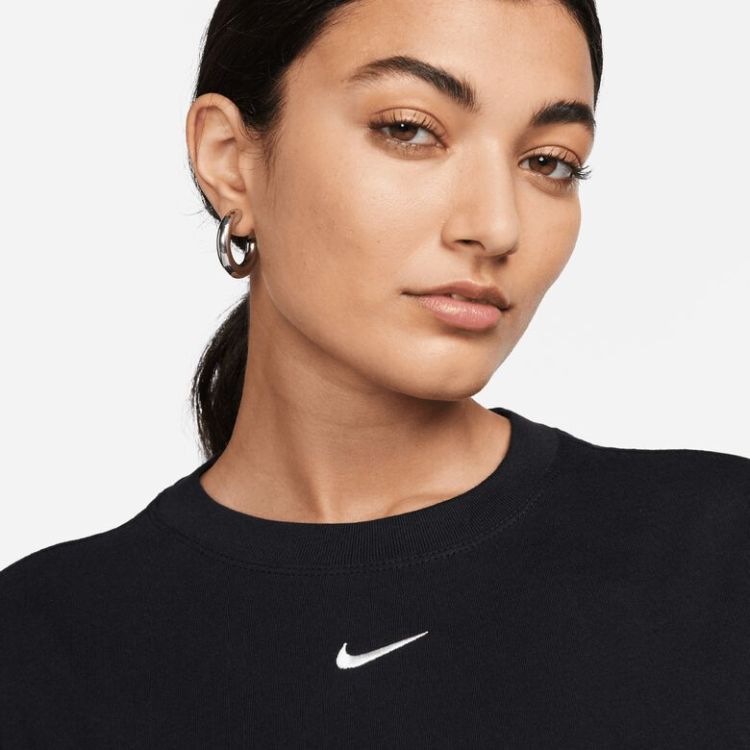 Sportswear Essential Tee LBR