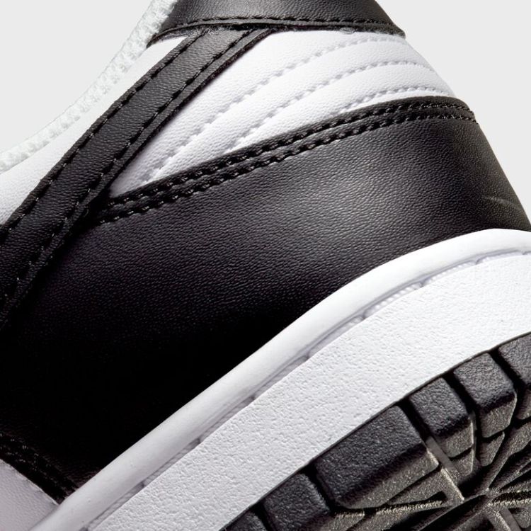 WMNS Dunk Low Panda Next Nature