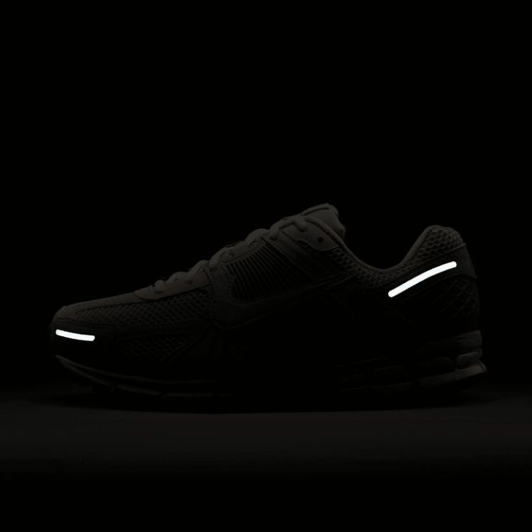 WMNS Zoom Vomero 5