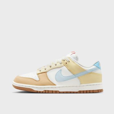 WMNS Dunk Low Next Nature