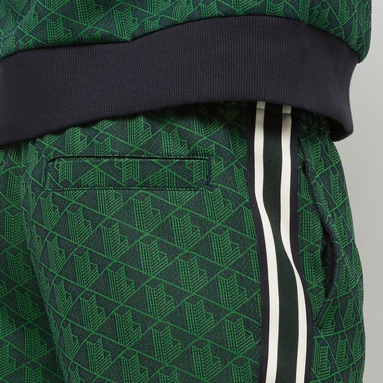 Trackpants