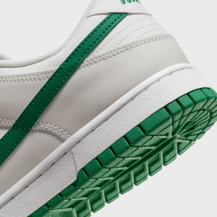 Dunk Low Retro