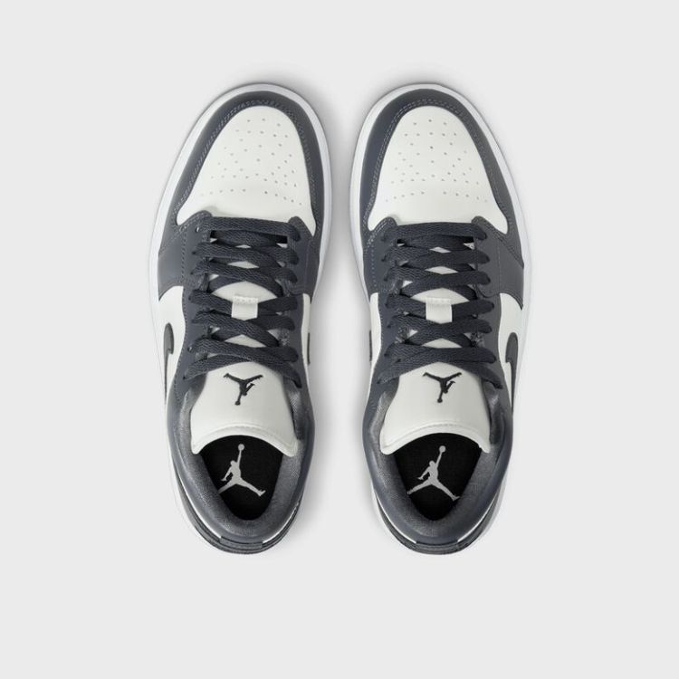 WMNS Air Jordan 1 Low