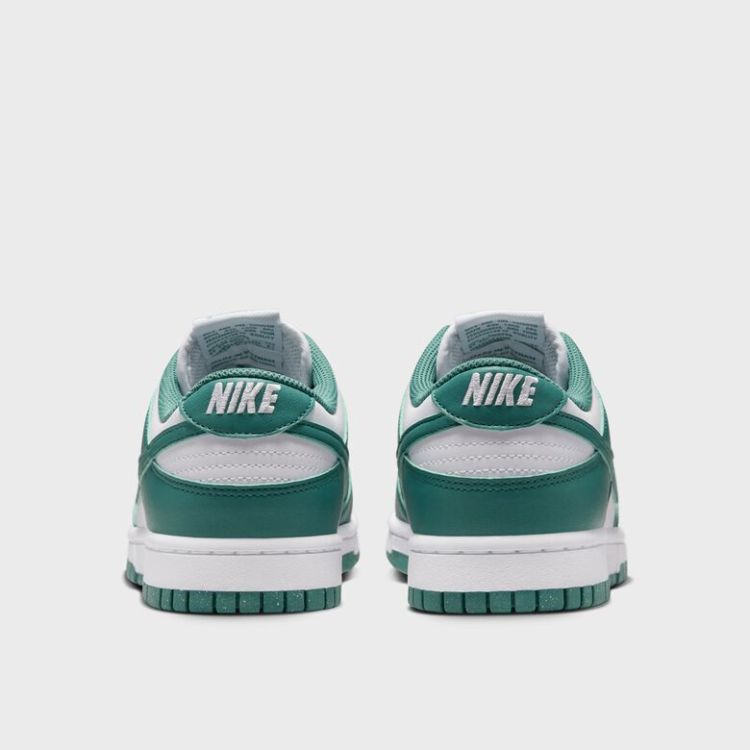 WMNS Dunk Low