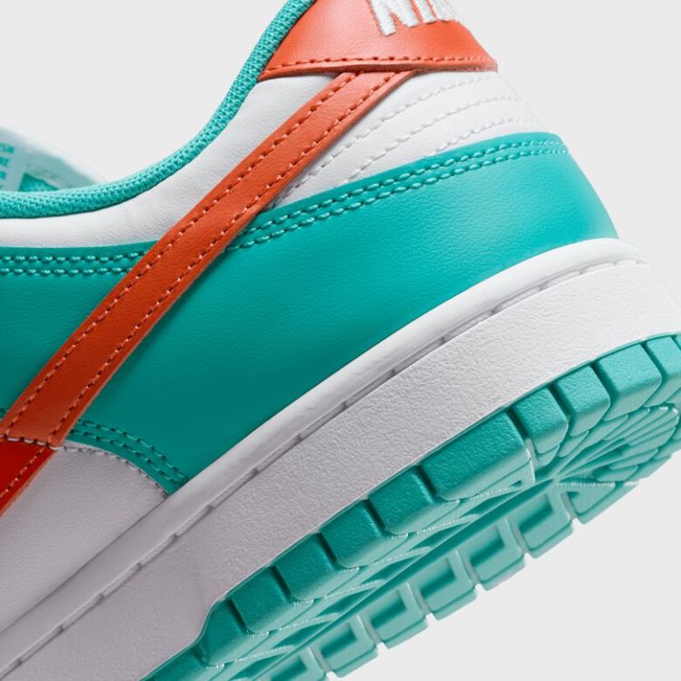 Dunk Low Retro