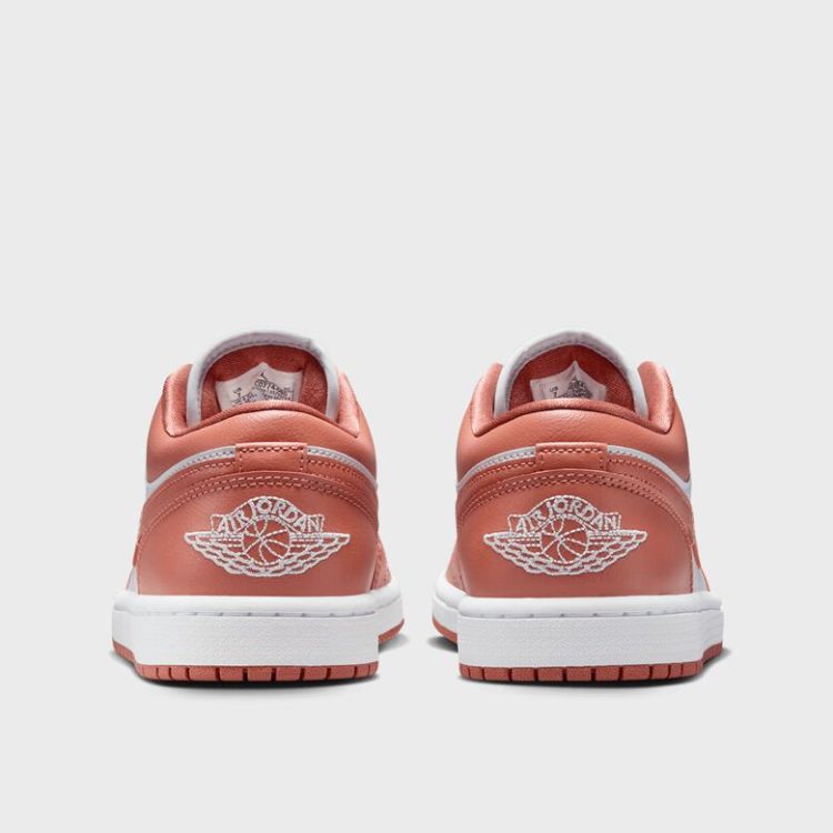 WMNS Air Jordan 1 Low