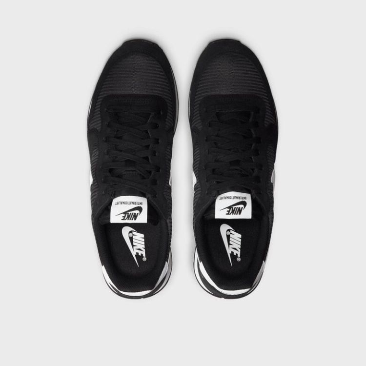 WMNS Internationalist