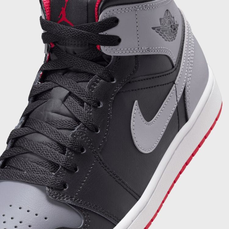 Air Jordan 1 Mid